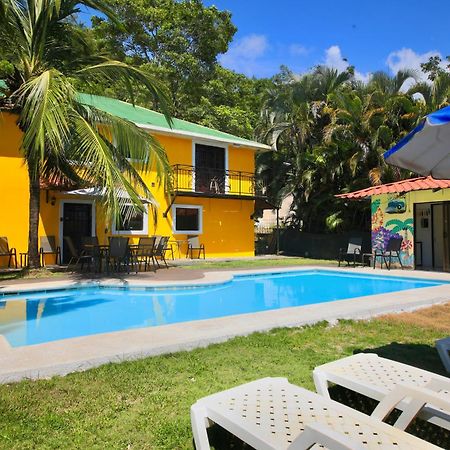 Wipeout Hostel Jaco Luaran gambar