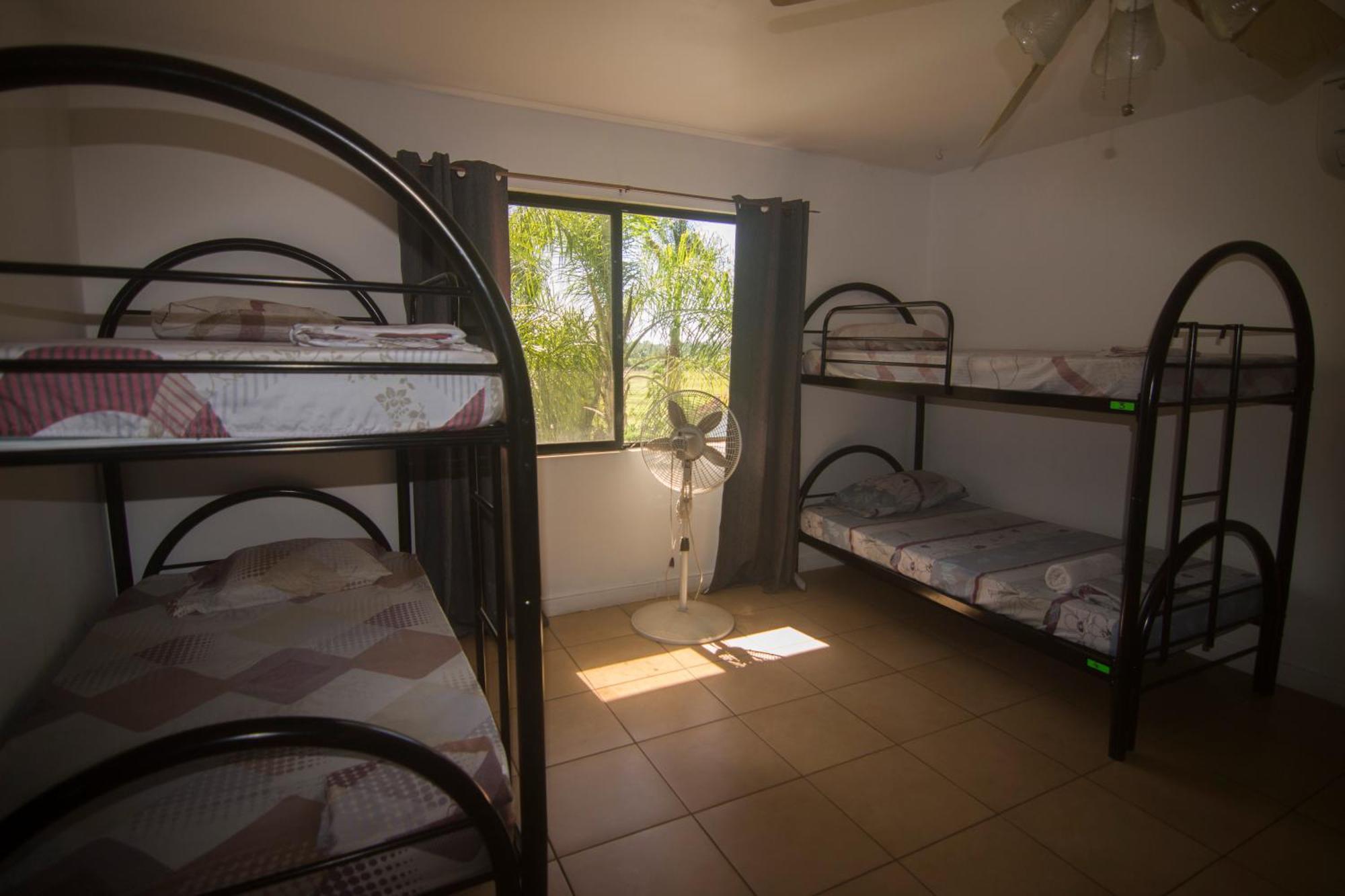 Wipeout Hostel Jaco Luaran gambar