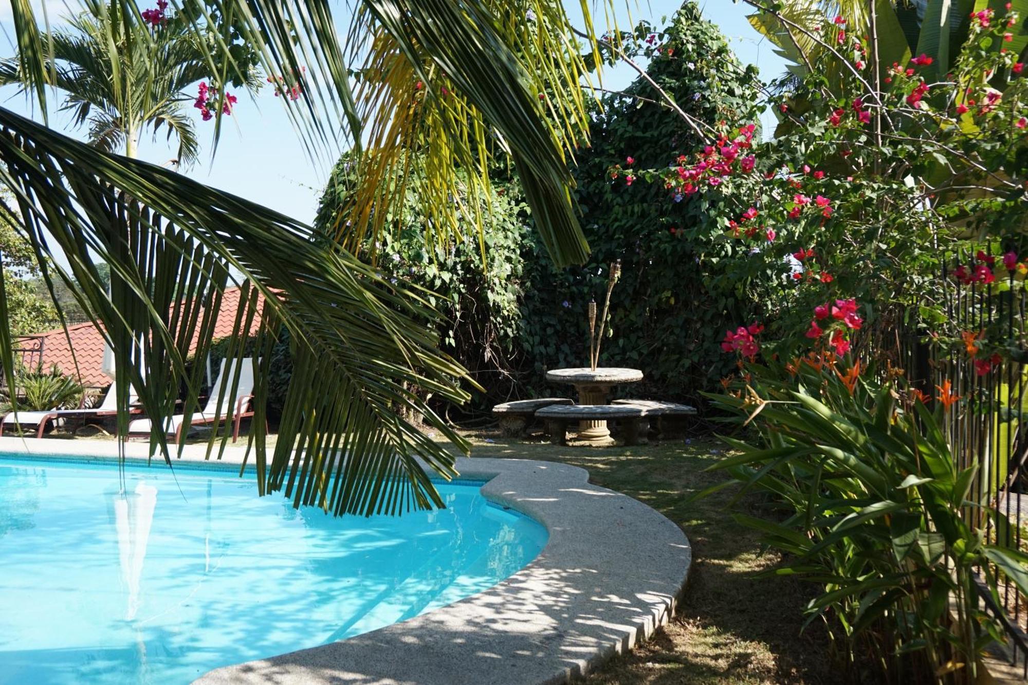 Wipeout Hostel Jaco Luaran gambar