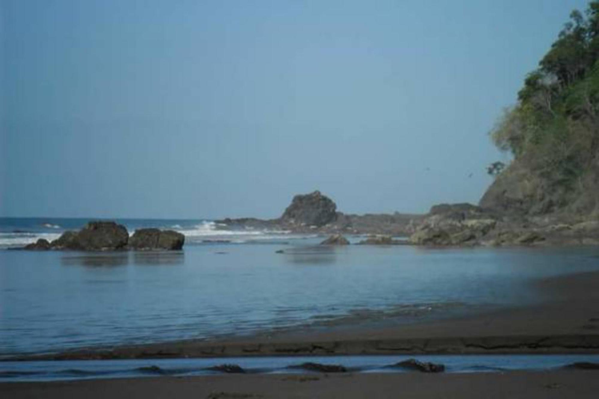 Wipeout Hostel Jaco Luaran gambar