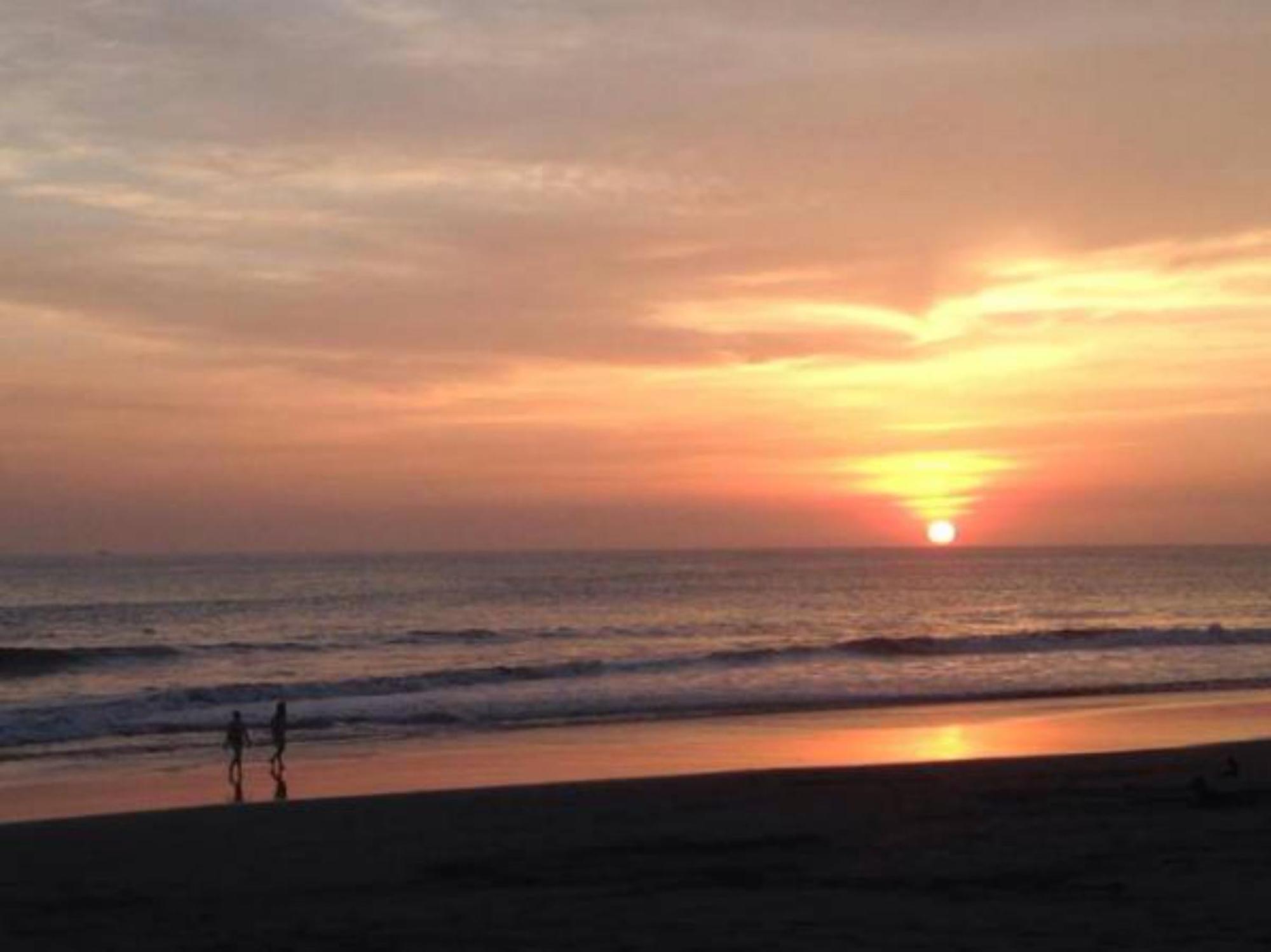 Wipeout Hostel Jaco Luaran gambar